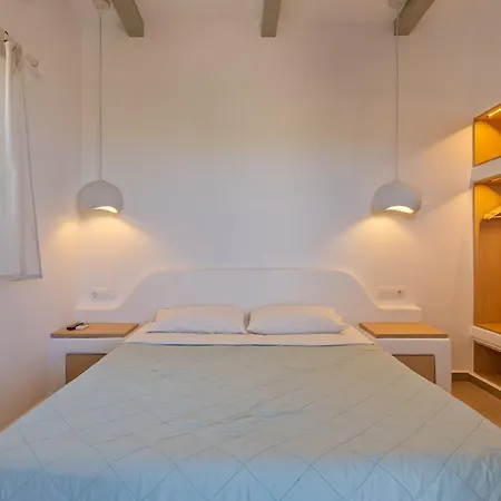 Sunset & * אנטיפארוס